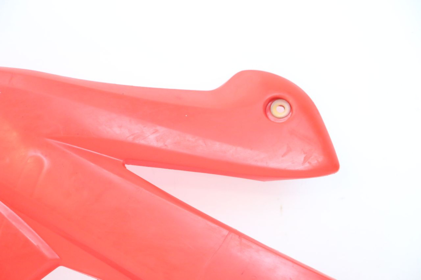 photo de LEFT FRONT FAIRING RIEJU MRT 50 (2018 - 2021) - Fixing points details