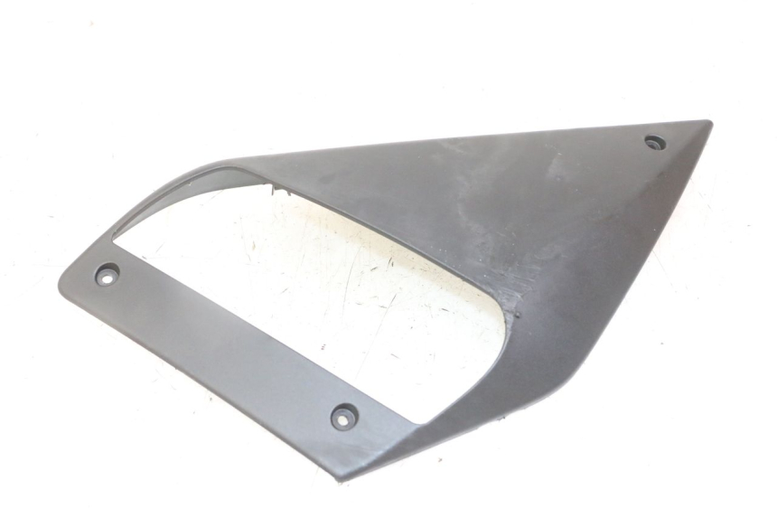 photo de LEFT FRONT FAIRING GILERA NEXUS 125 (2009 - 2013) - Technical close-up