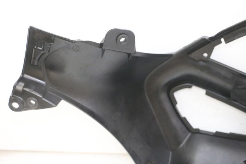 photo de LEFT FRONT FAIRING HONDA NTV DEAUVILLE ABS 700 (2007 - 2016) - Distinctive features