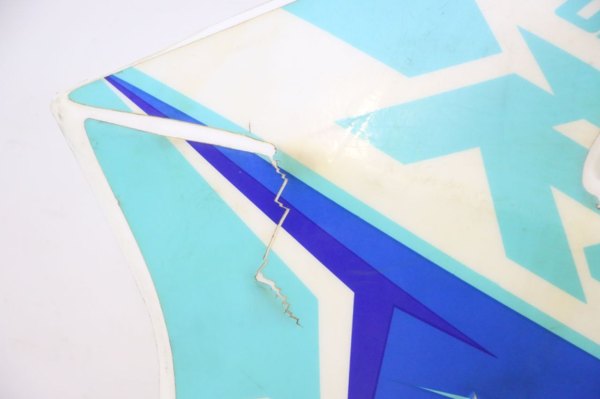 photo de LEFT FRONT FAIRING APOLLO RFZ 140 - Surface and material condition