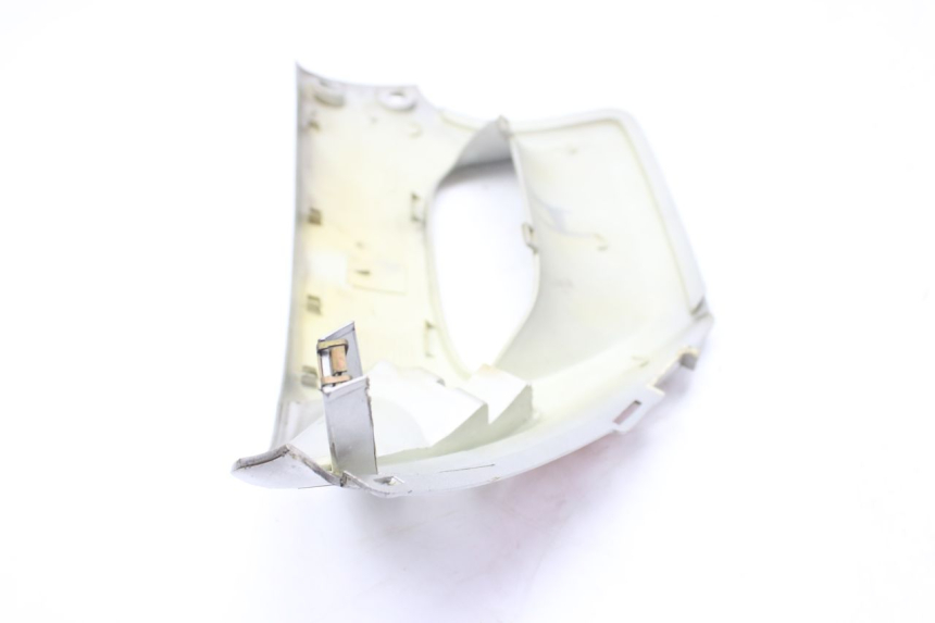 photo de LEFT FRONT SIDE PANEL PEUGEOT SPEEDFIGHT LC 50 (1996 - 2002) - Zoom on usage condition