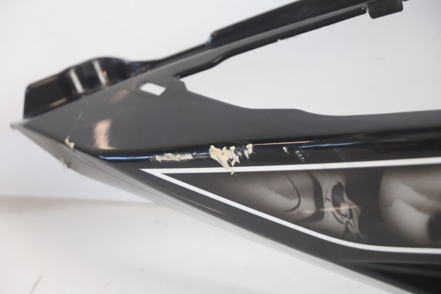 photo de LEFT FRONT FAIRING CAN-AM SPYDER RS 1000 (2008 - 2012) - Alternative perspective