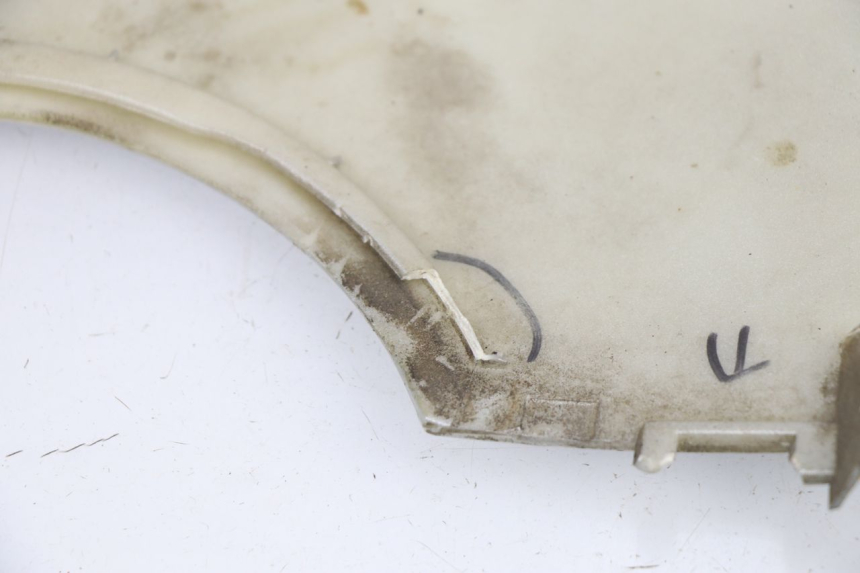 photo de LEFT FRONT FAIRING PEUGEOT SUM UP 125 (2008 - 2013) - Fixing points details