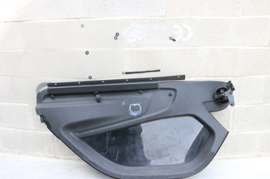 photo de LEFT FRONT FAIRING RENAULT TWIZY 45 (2012 - 2019) - Supplementary product photo