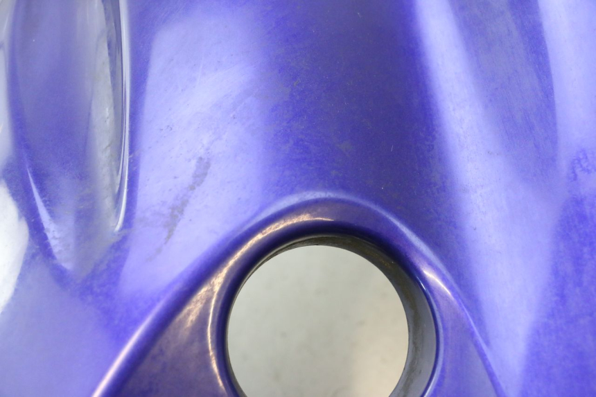 photo de LEFT FRONT FAIRING YAMAHA WAVE RUNNER GP R 1200 (2000 - 2003) - Component zoom