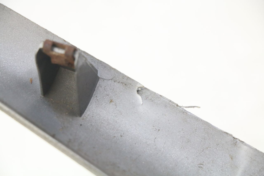 photo de LEFT FRONT SIDE PANEL YAMAHA XMAX X-MAX 125 (2006 - 2009) - Component detail