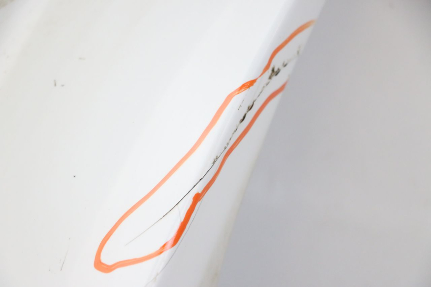 photo de LEFT FRONT FAIRING HONDA XLV VARADERO 125 (2000 - 2006) - Zoom on usage condition