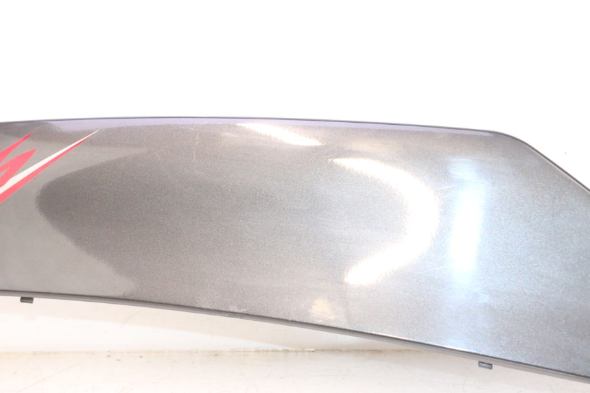 photo de LEFT FRONT FAIRING YAMAHA YZF R6 600 (2008 - 2009) - Zoom on usage condition