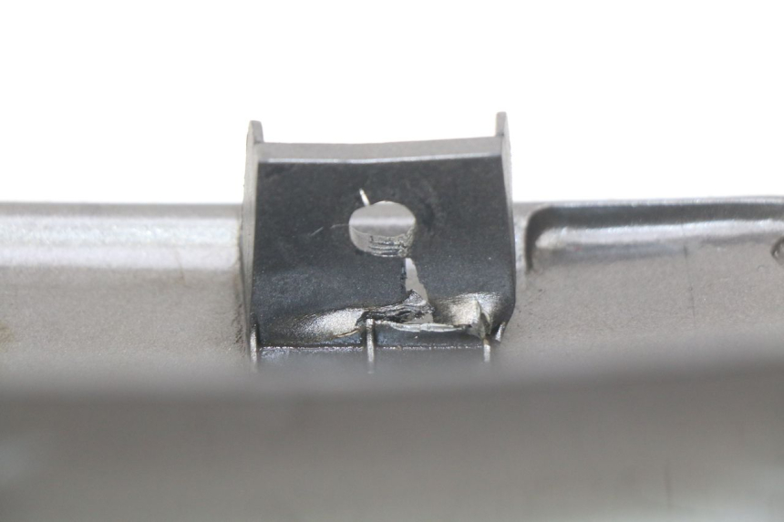 photo de LEFT FRONT SIDE PANEL KAWASAKI ZZR 600 (1995 - 2004) - Component detail