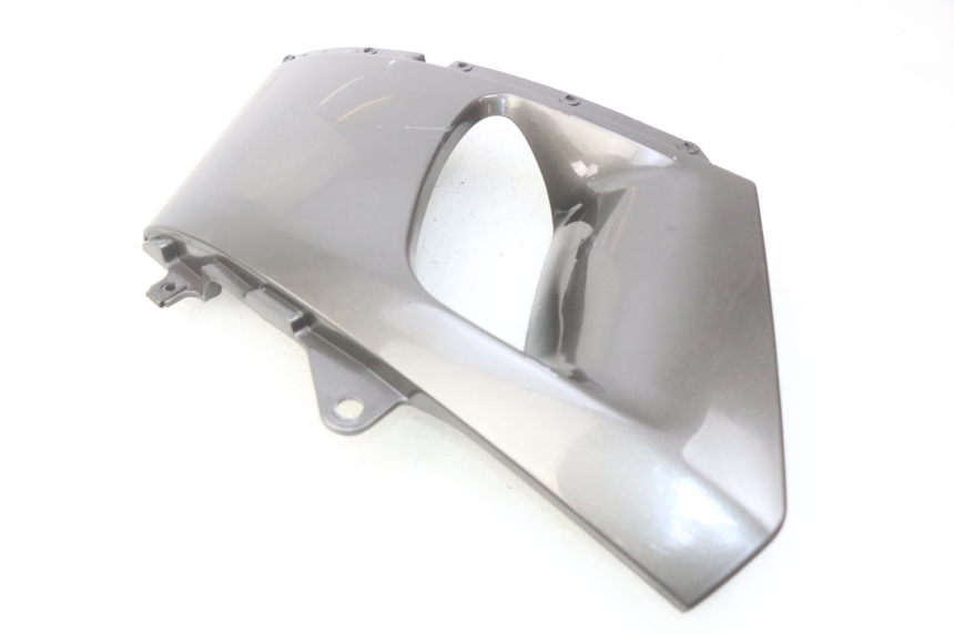 photo de LEFT FRONT SIDE PANEL KAWASAKI ZZR 600 (1995 - 2004) - Fixing points details