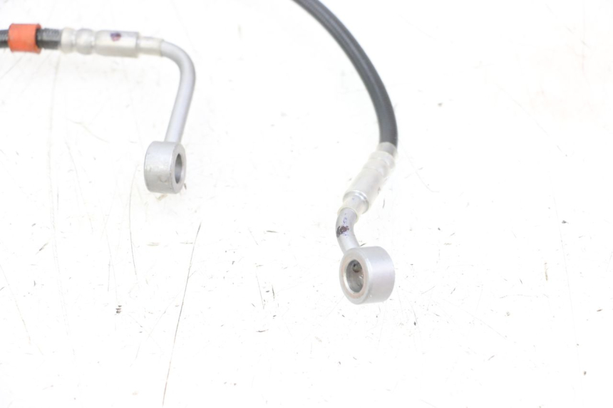 photo de REAR BRAKE HOSE ROYAL ENFIELD SCRAM 411 (2022 - 2024) - Zoom on usage condition