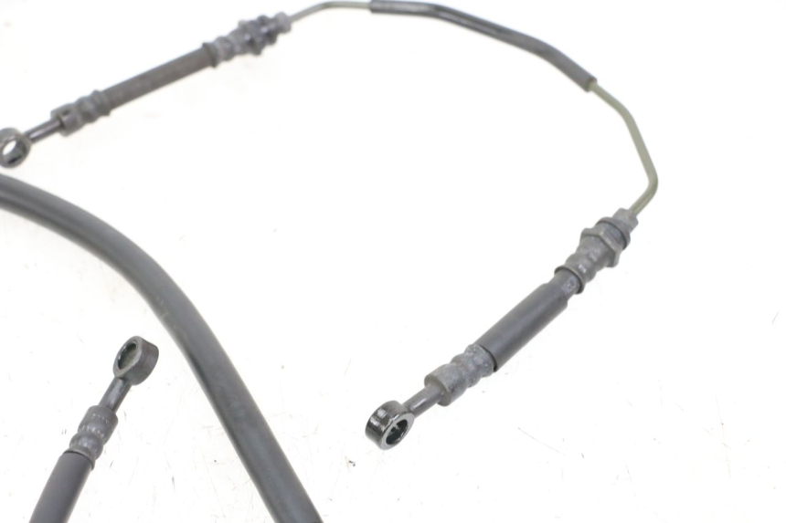 photo de FRONT BRAKE HOSE YAMAHA TRACER 7 700 (2020 - 2024) - Surface and material condition