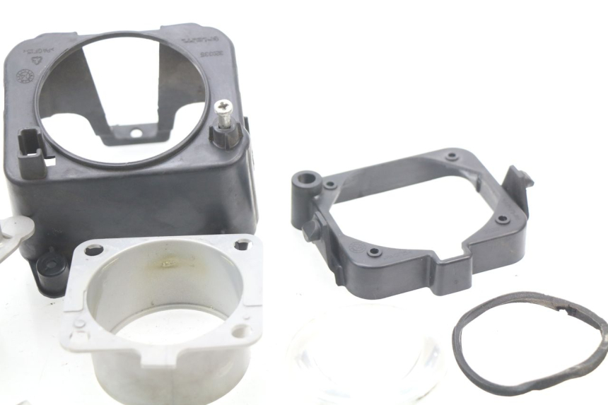 photo de HEADLIGHT BOWL PEUGEOT LUDIX 50 (2005 - 2007) - Technical close-up