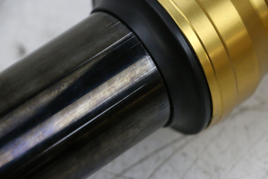 photo de FORK SUZUKI GSXR GSX-R 1000 (2003 - 2004) - Detailed visual inspection