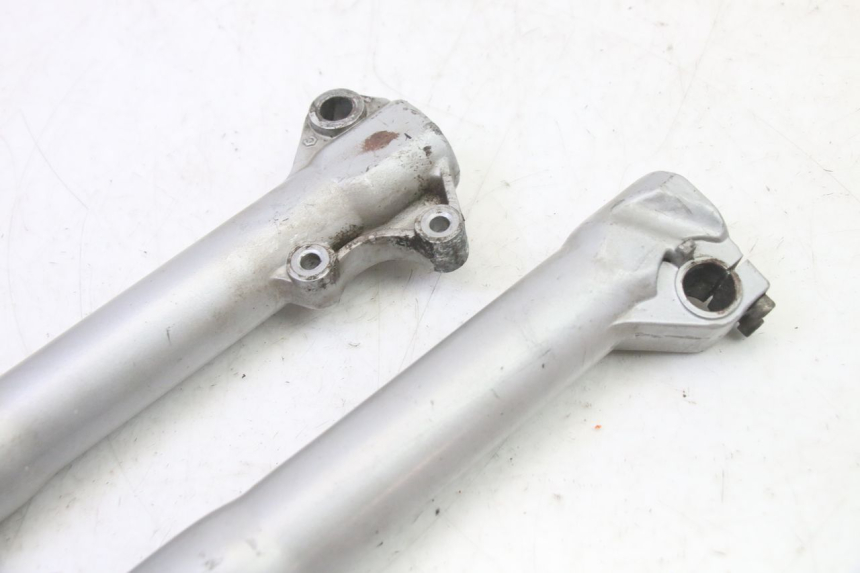 photo de FORK PIAGGIO LIBERTY 4T 50 (2009 - 2015) - Fixing points details