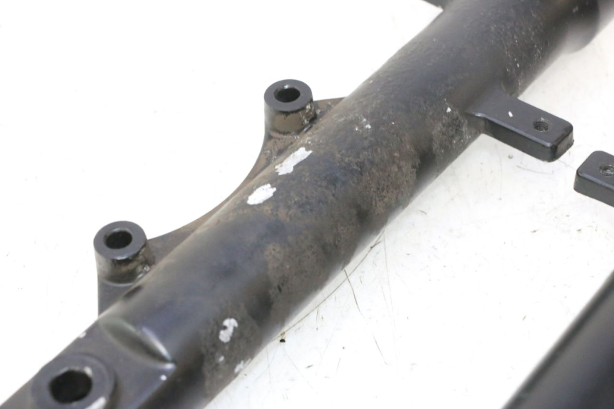 photo de FORKS LEG KYMCO AGILITY 16+ 4T 50 (2018 - 2023) - Fixing points details
