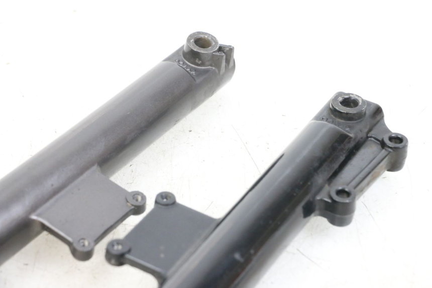 photo de FORK TUBE KYMCO AGILITY 4T 50 (2018 - 2022) - Additional view of the item