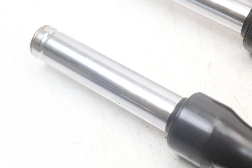 photo de FORK TUBE KYMCO AGILITY 4T 50 (2018 - 2022) - Detailed visual inspection