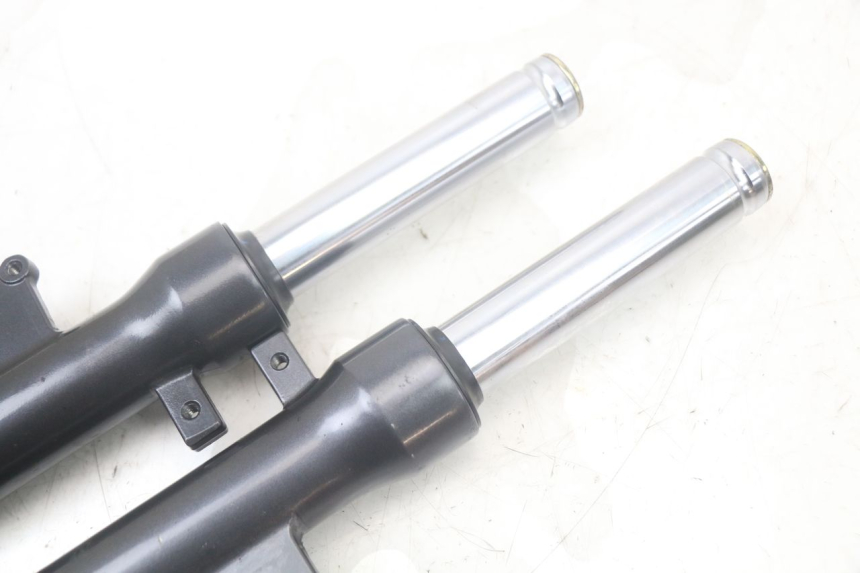 photo de FORK TUBE KYMCO AGILITY 4T 50 (2018 - 2022) - Zoom on usage condition