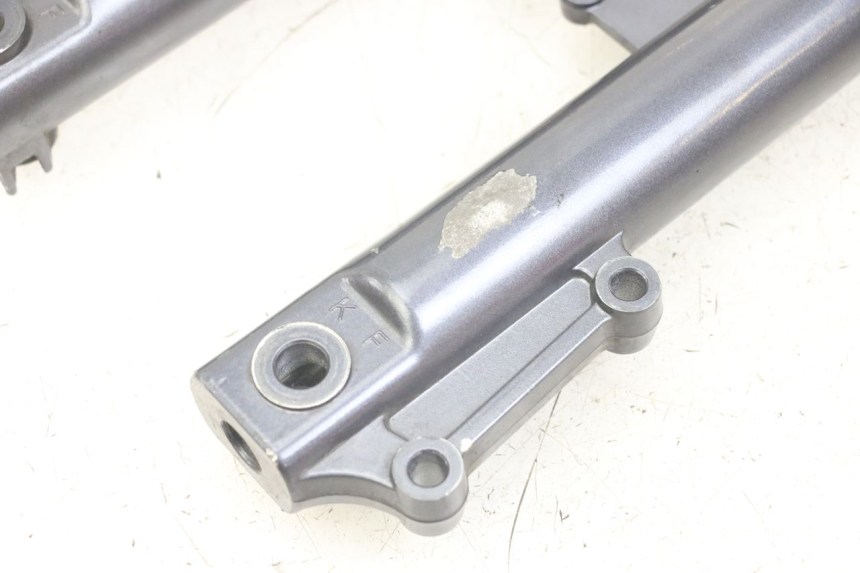 photo de FORK TUBE KYMCO AGILITY 4T 50 (2018 - 2022) - Fixing points details