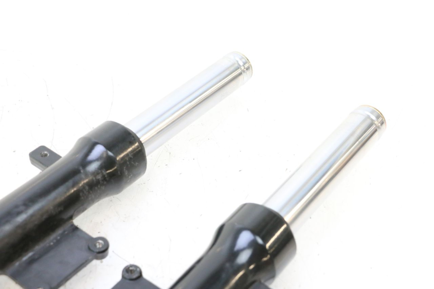 photo de FORK TUBE KYMCO AGILITY 4T 50 (2018 - 2022) - Additional view of the item