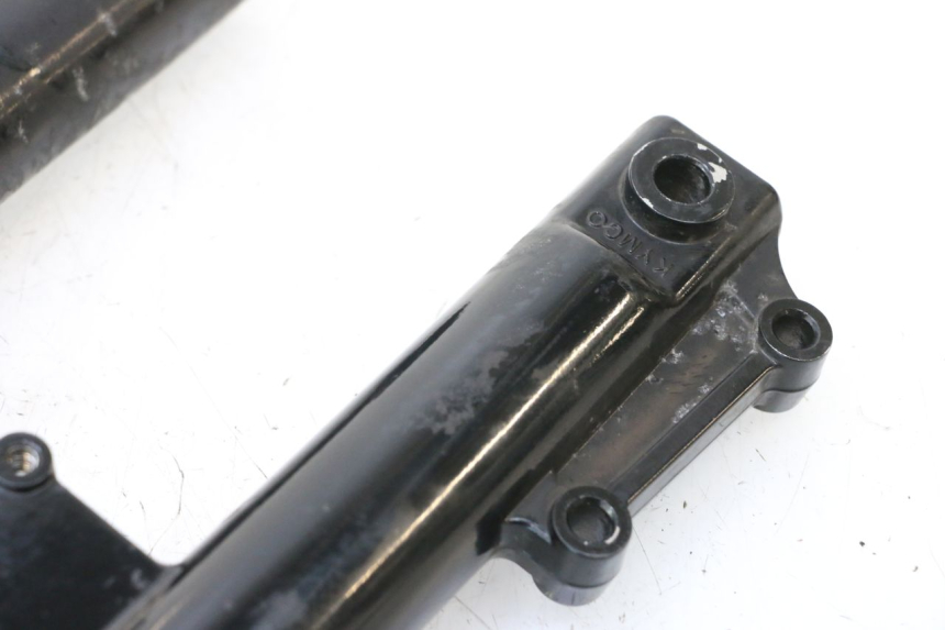 photo de FORK TUBE KYMCO AGILITY 4T 50 (2018 - 2022) - Surface and material condition