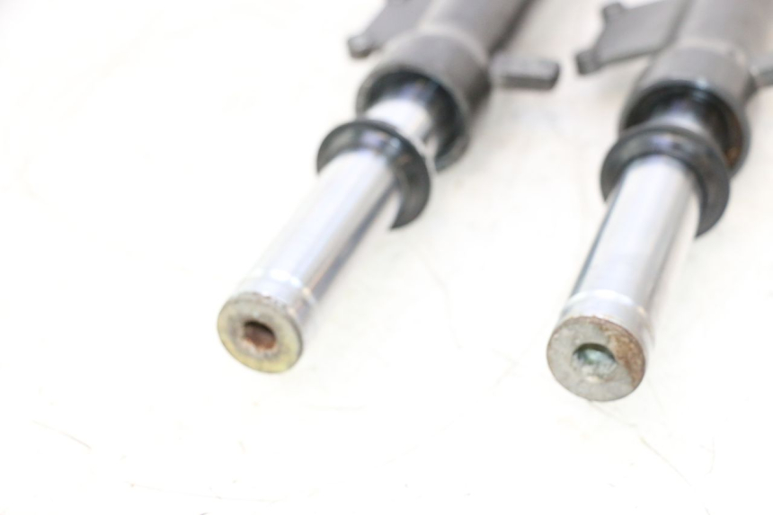 photo de Fork tube KYMCO AGILITY 4T 50 (2005 - 2018) - Zoom on usage condition