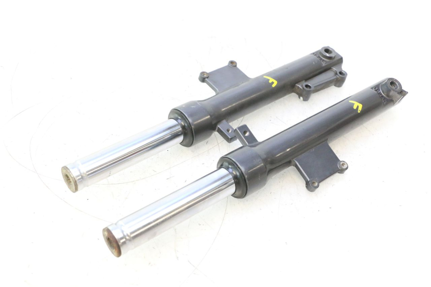 photo de FORK TUBE KYMCO AGILITY 4T 50 (2018 - 2022) - Focus on structure