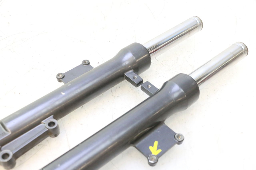 photo de FORK TUBE KYMCO AGILITY 4T 50 (2018 - 2022) - Surface and material condition