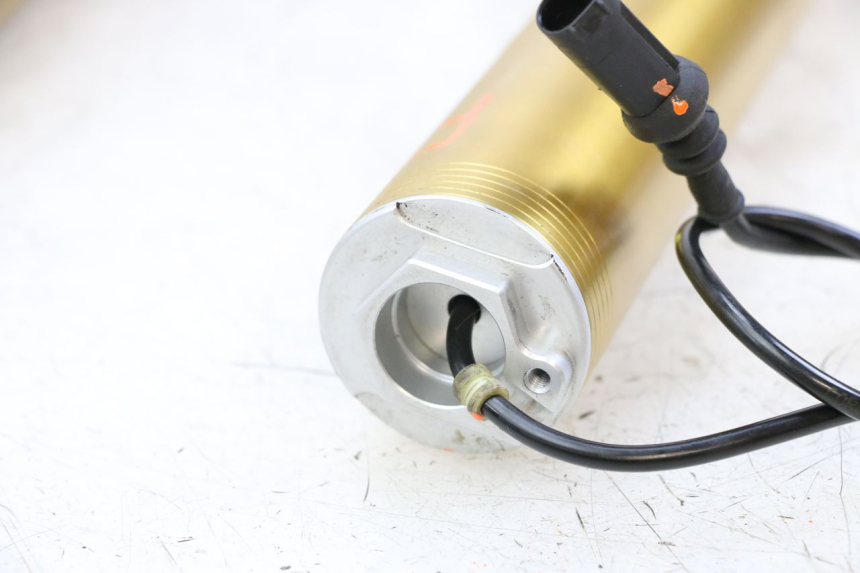 photo de FORKS LEG BMW S RR ABS S1000RR 1000 (2015 - 2018) - Fixing points details