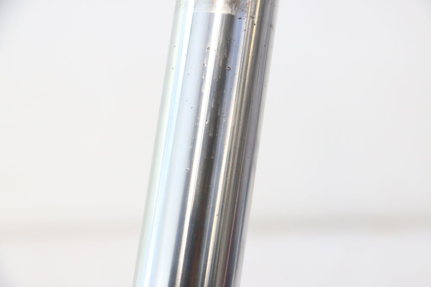 photo de FORKS LEG SUZUKI BURGMAN 125 (2007 - 2014) - Technical close-up