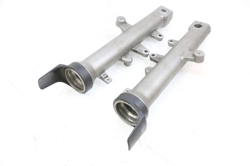 photo de FORKS LEG SUZUKI BURGMAN EXECUTIVE ABS 650 (2006 - 2012) - Technical close-up