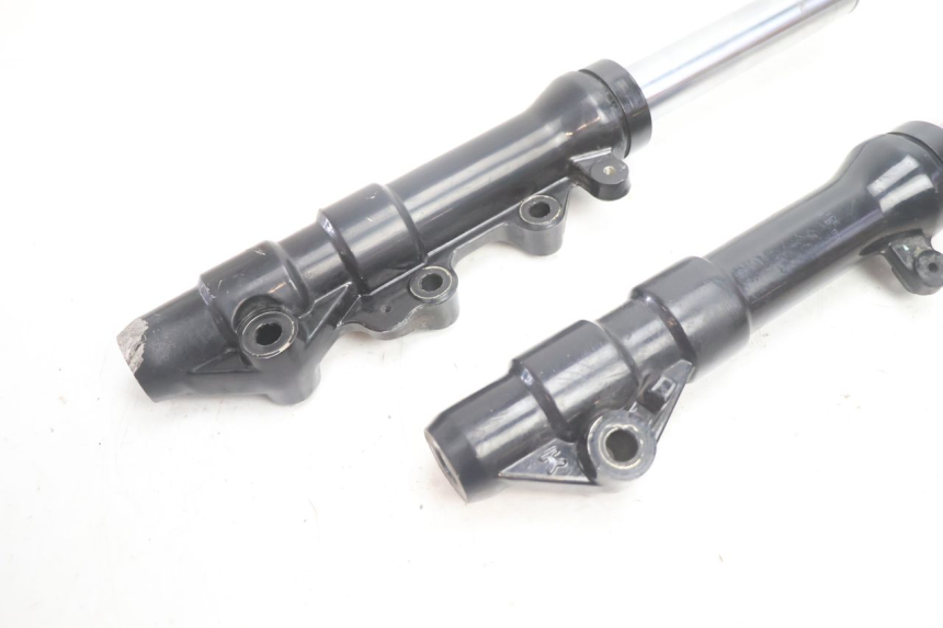 photo de FORKS LEG YAMAHA BW'S BWS 125 (2010 - 2013) - Component detail