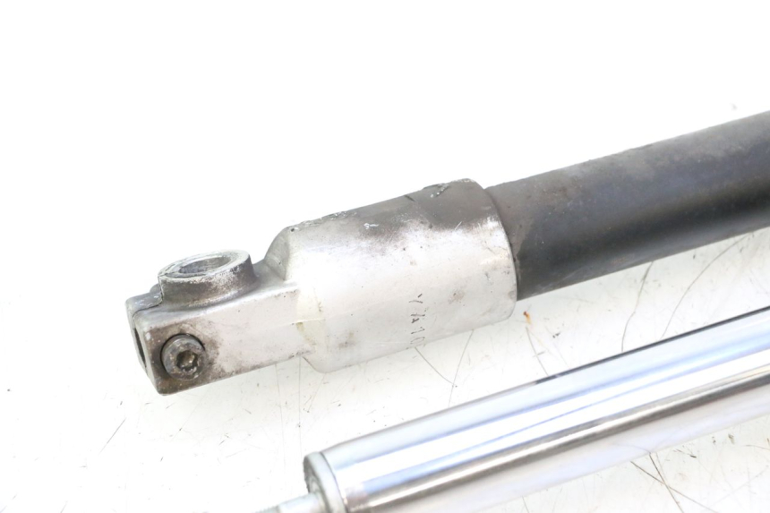 photo de FORKS LEG BMW C1 125 (2000 - 2003) - High-resolution close-up