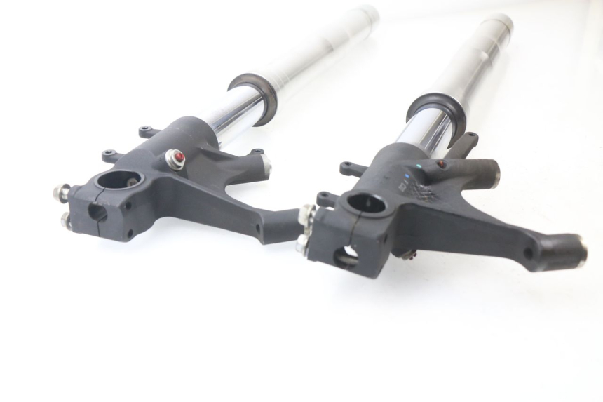 photo de FORKS LEG HONDA CBR RR FIREBLADE 1000 (2006 - 2007) - Used quality zoom