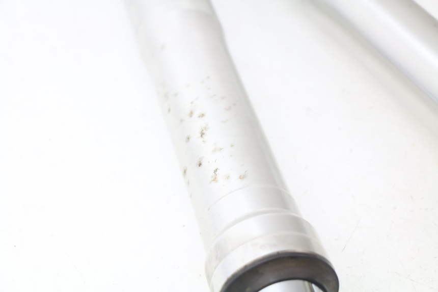photo de FORKS LEG HONDA CBR RR FIREBLADE 1000 (2006 - 2007) - Technical close-up