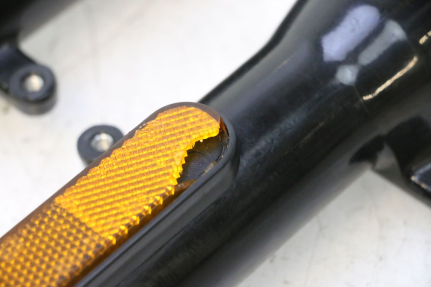 photo de FORKS LEG PEUGEOT CITYSTAR 2T 50 (2018 - 2021) - Technical close-up