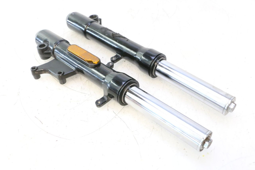 photo de FORKS LEG PEUGEOT CITYSTAR 2T 50 (2018 - 2021) - Markings and original references