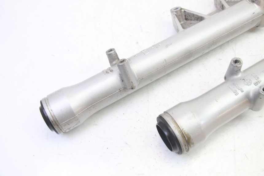 photo de FORKS LEG APRILIA CLASSIC 125 (1995 - 2001) - Technical close-up