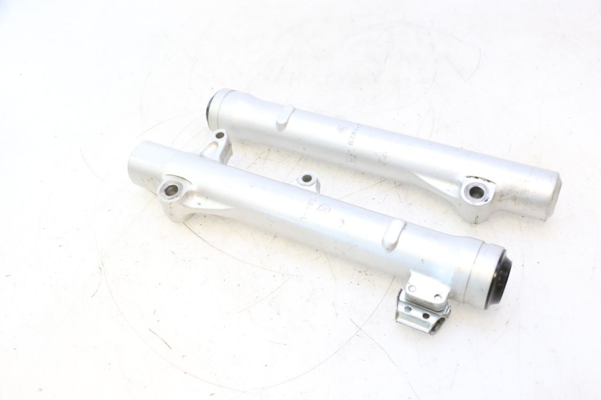 photo de FORKS LEG HONDA CRF CR-F 125 (2020 - 2021) - Technical close-up