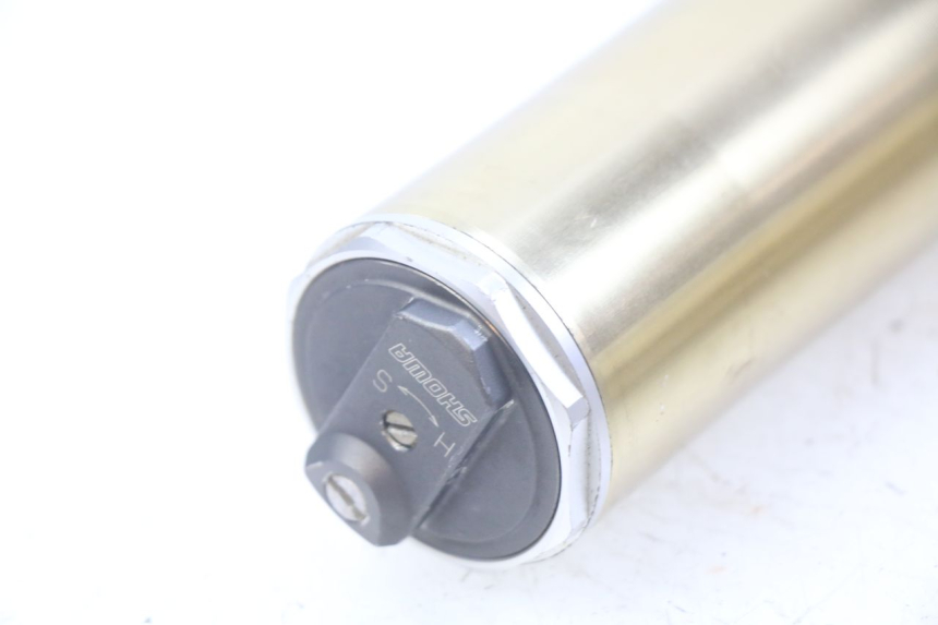 photo de FORK TUBE HONDA CRF 250 (2013 - 2016) - Technical close-up