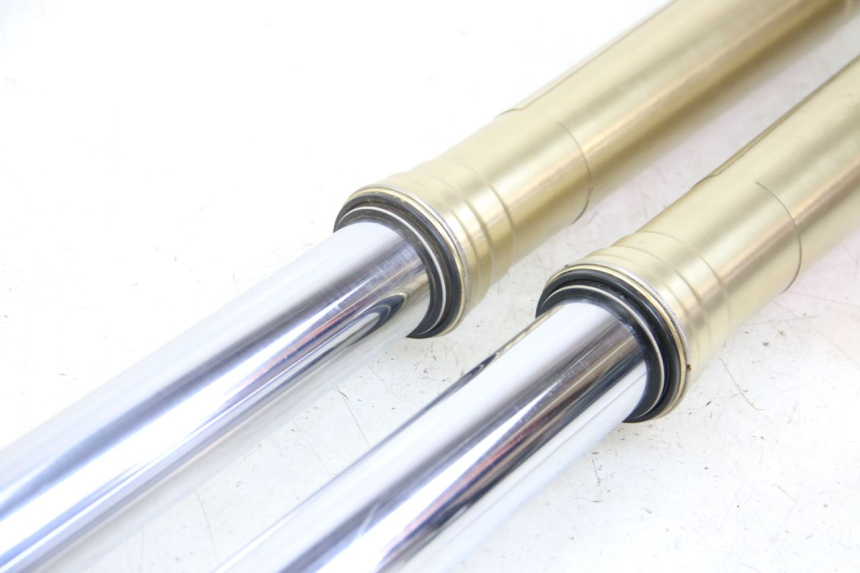 photo de FORK TUBE HONDA CRF 250 (2010 - 2013) - Surface and material condition