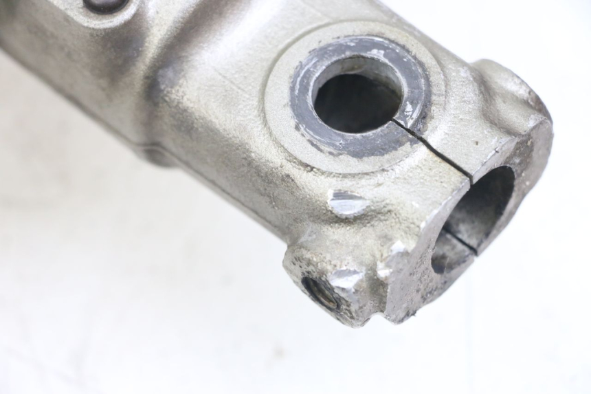 photo de RIGHT FORK TUBE YAMAHA FJ 3CX 1200 (1986 - 1996) - Alternative perspective