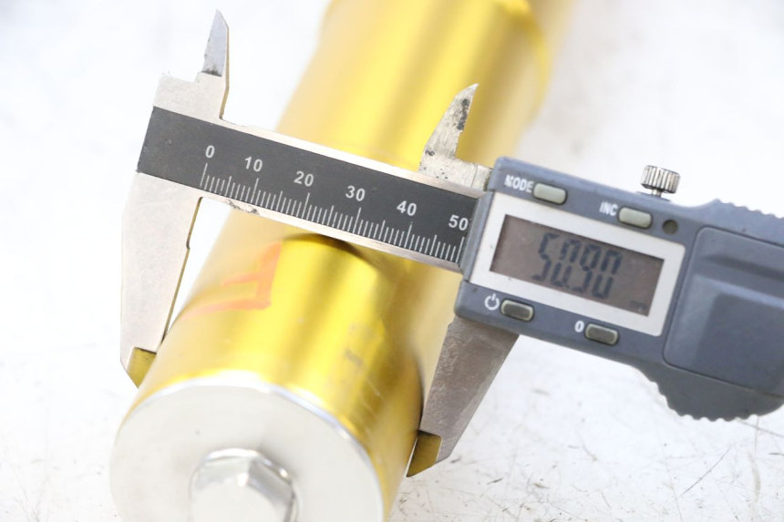 photo de RIGHT FORKS LEG BMW G310 R 310 (2016 - 2020) - Alternative perspective