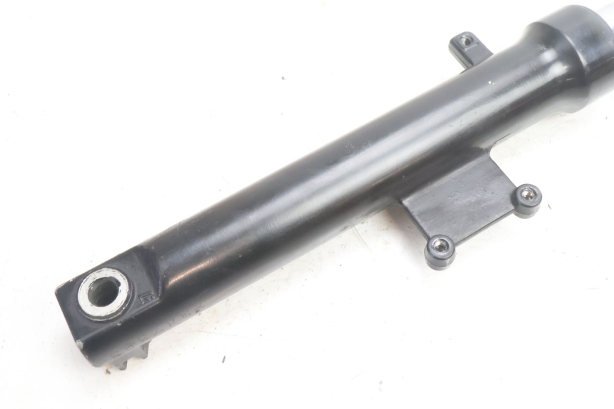 photo de RIGHT FORKS LEG SYM ORBIT III 3 4T 50 (2021 - 2025) - Component detail