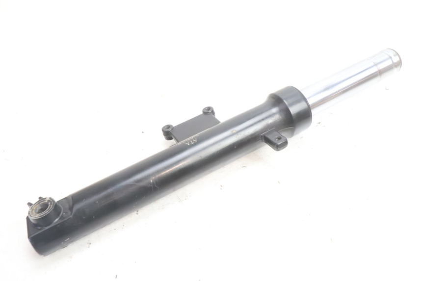 photo de RIGHT FORKS LEG SYM ORBIT III 3 4T 50 (2021 - 2025) - Product overview