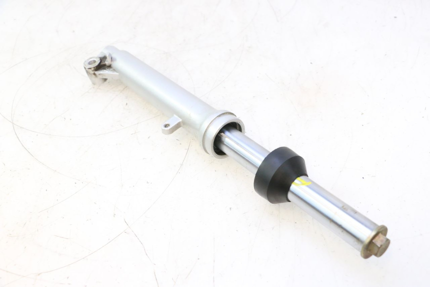 photo de RIGHT FORKS LEG TNT MOTOR ROMA 10' 2T 50 (2011 - 2018) - Fixing points details