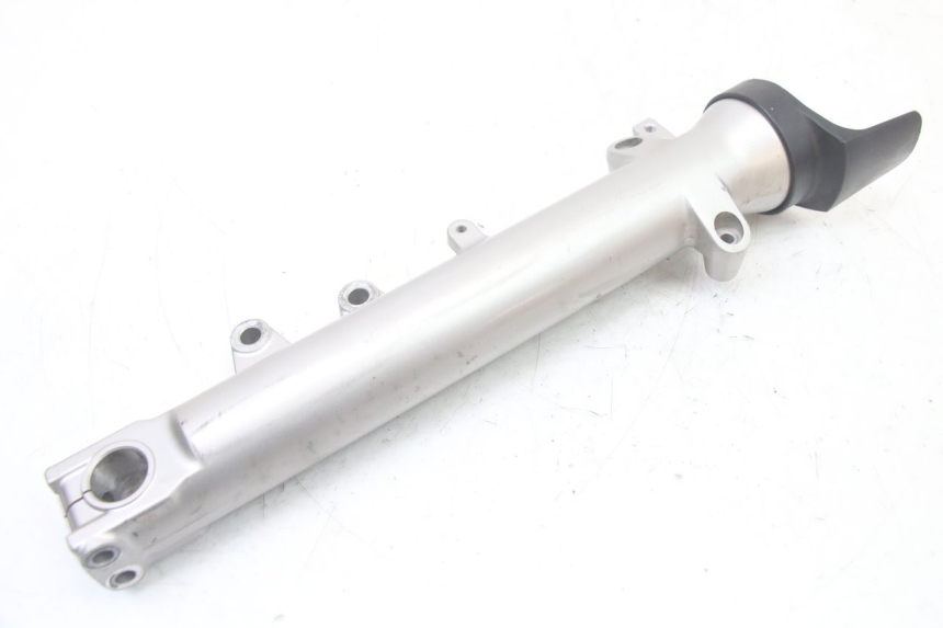 photo de RIGHT FORKS LEG SUZUKI GSF S BANDIT 600 (2000 - 2004) - Alternative perspective