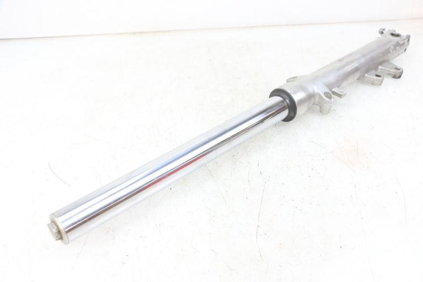 photo de RIGHT FORK TUBE SUZUKI SV N 650 (1999 - 2002) - Technical close-up