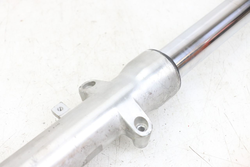 photo de RIGHT FORK TUBE SUZUKI SV N 650 (1999 - 2002) - Surface and material condition